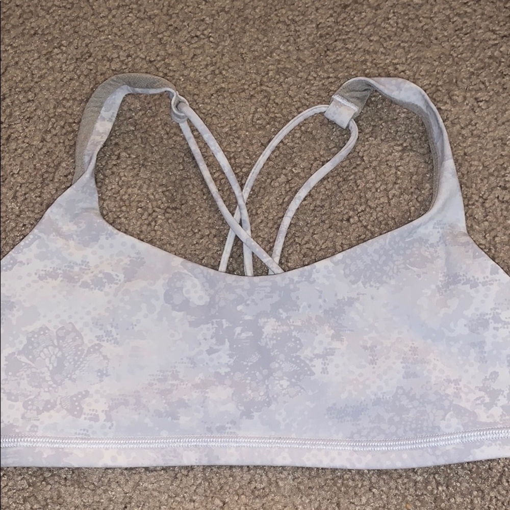 Lulu free to be bra!